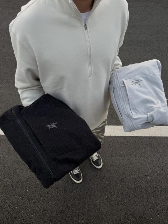 详解高性价比软壳夹克推荐与实用穿搭指南